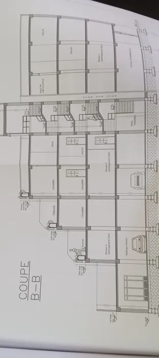 Diplôme d'Architecture depuis 1990. Agréé par l'ordre des ar