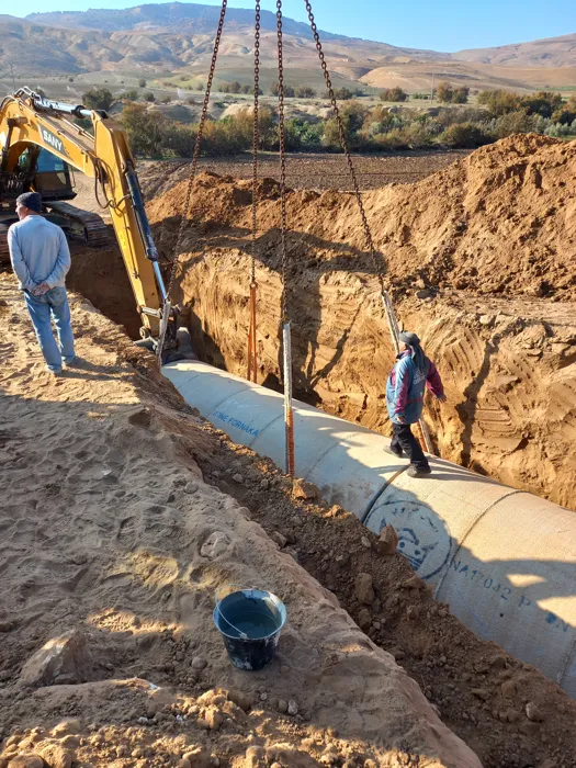 السلام عليكم 
Je suis un technicien topographe 
12 ans d'e