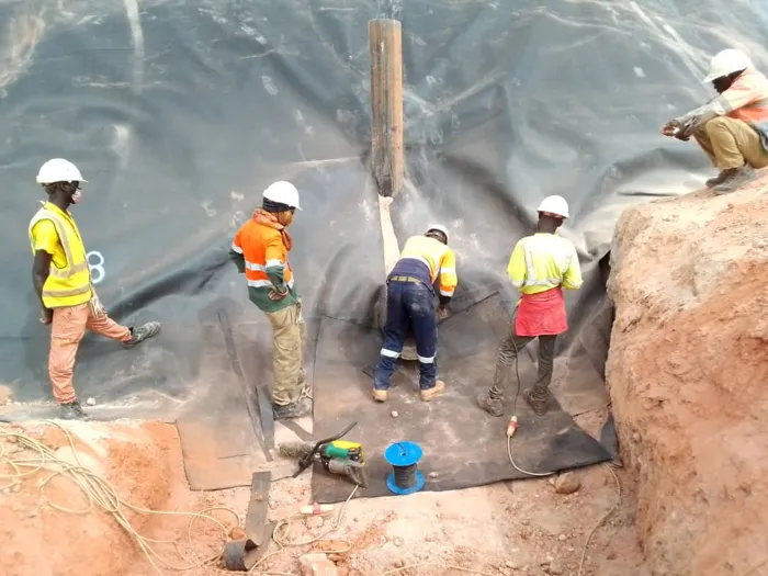 bonjours  je une entreprise de Geotp travaux public hydrauli