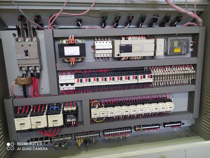 Nous sommes spécialisé dans l'automatisme et l'électricité i