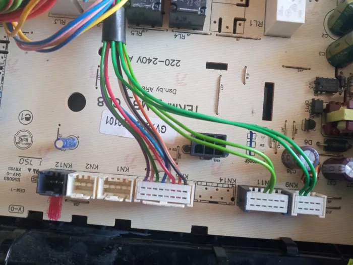 Je suis polyvalent et tt réparation en électricité auto et l