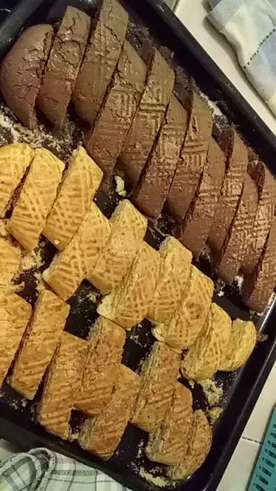 je suis de beni tamou  je fais les gateaux traditionnels che