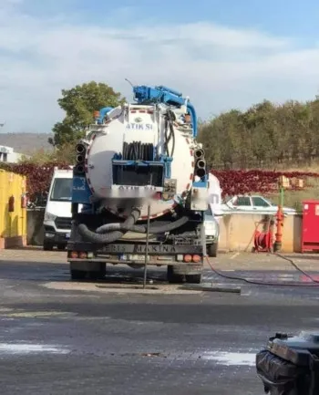  Camion débouchage nettoyage 
Débouchage, Curage Canalisatio