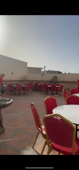  Salle de dîner et réception la couronne 
Pour tout vos évén