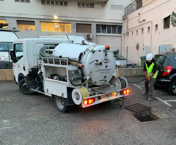 Service nettoyage Débouchage de canalisation et curage vidan